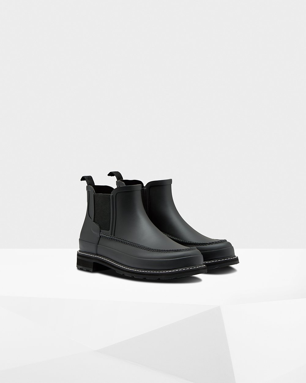 Mens Chelsea Boots - Hunter Refined Moc Toe (79QZYPWJT) - Black